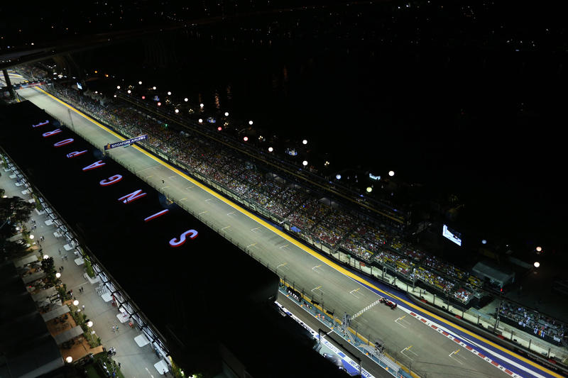 F1 GP Singapore: La Gara in Diretta (Live e Foto)
