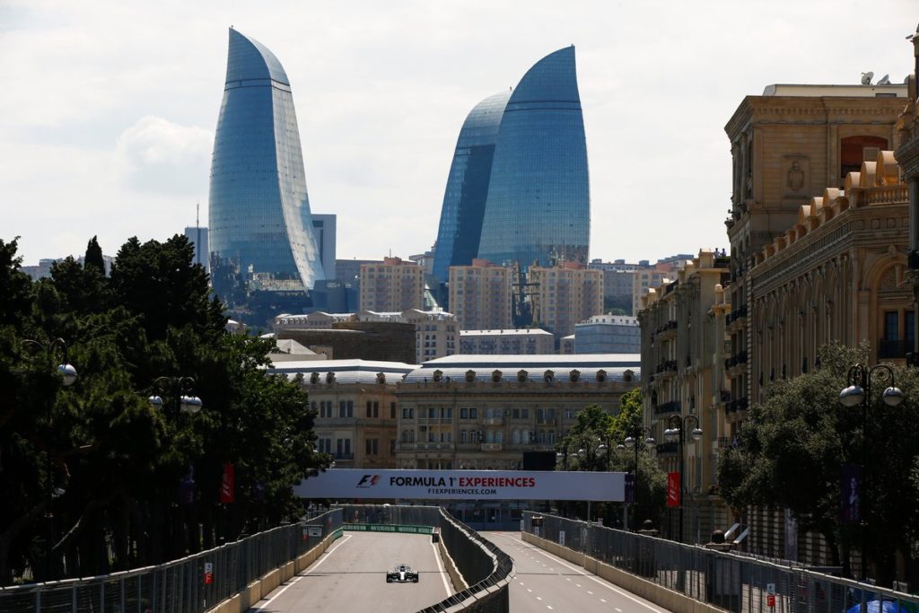 F1 GP Azerbaijan: prove libere 1 in diretta (live e foto)